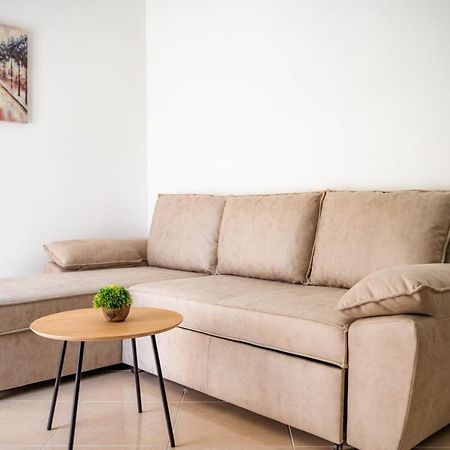 Apartments Villa Egzon Ούλτσιν Εξωτερικό φωτογραφία