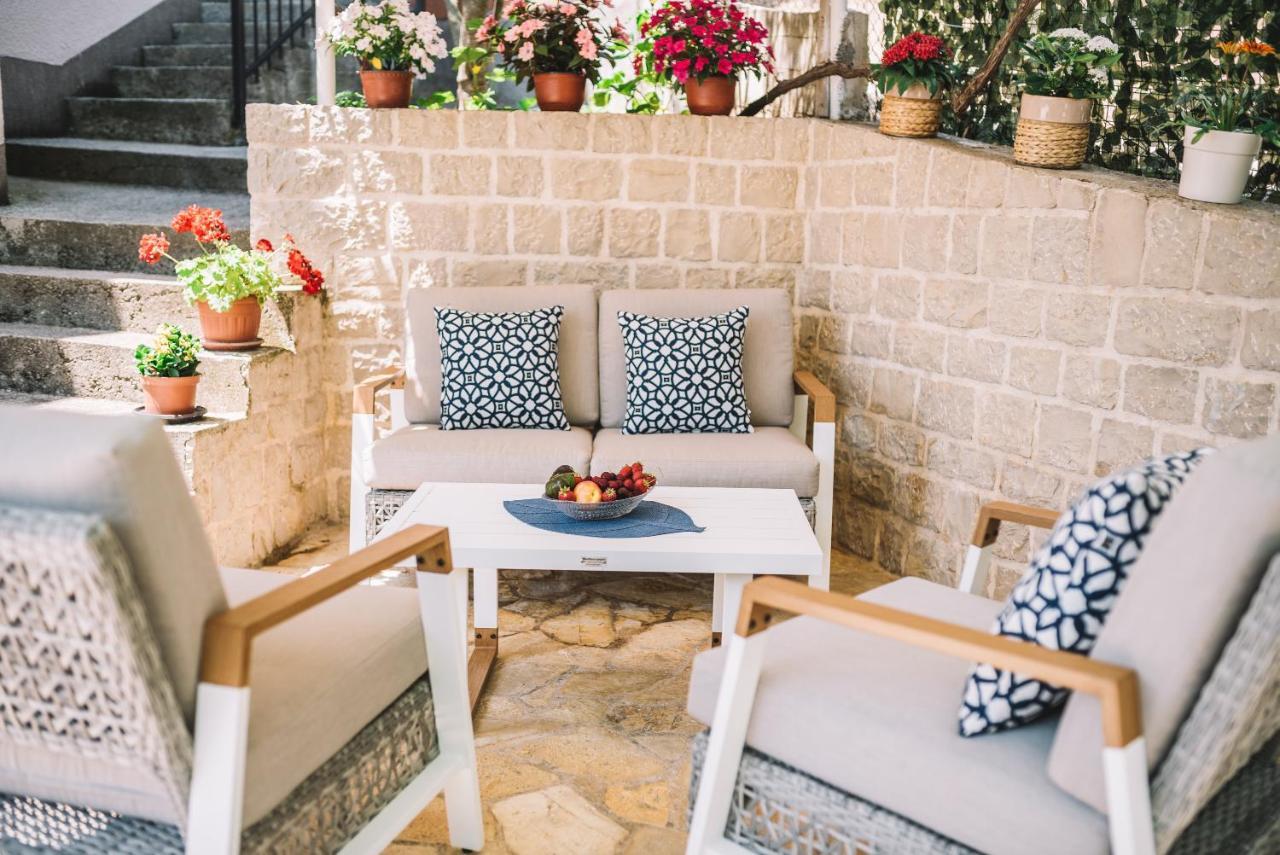 Apartments Villa Egzon Ούλτσιν Εξωτερικό φωτογραφία