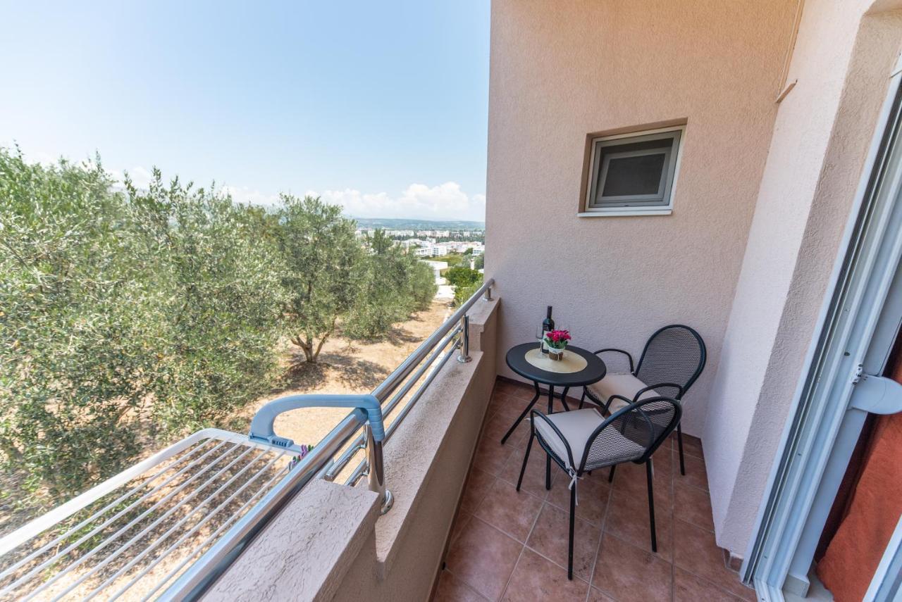 Apartments Villa Egzon Ούλτσιν Εξωτερικό φωτογραφία