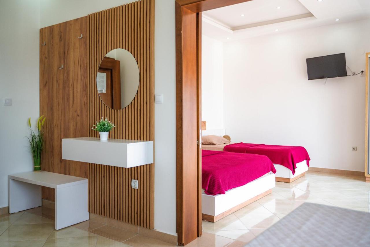 Apartments Villa Egzon Ούλτσιν Εξωτερικό φωτογραφία