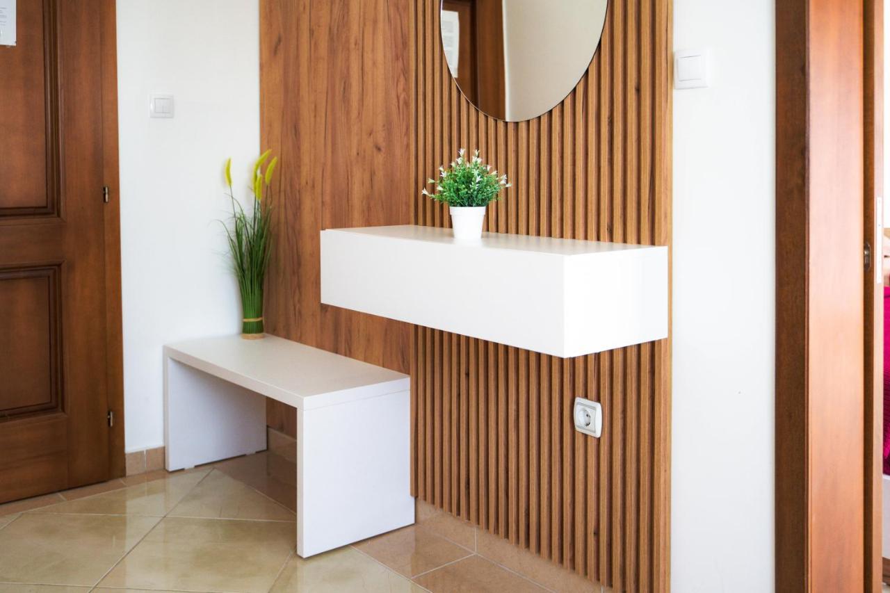 Apartments Villa Egzon Ούλτσιν Εξωτερικό φωτογραφία