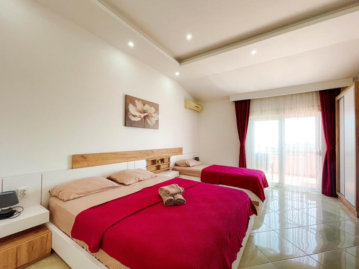 Apartments Villa Egzon Ούλτσιν Εξωτερικό φωτογραφία